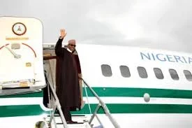 buhari airport2.jpg