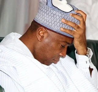 sarakilosesAgain.jpg sarakilosesAgain.jpg