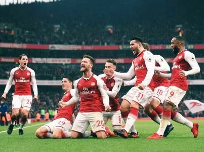 Controversial Goals Earn Arsenal 3 Points Against Tottenham