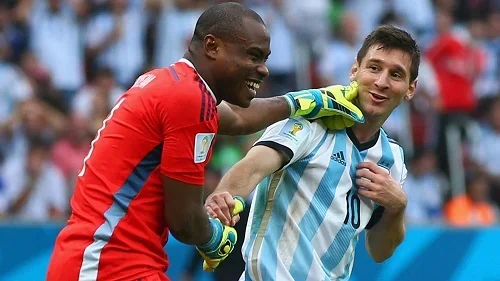 vincent enyeama.jpg