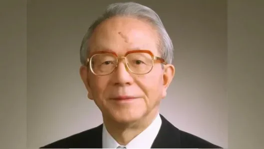 Tatsuro-Toyoda.jpg Tatsuro-Toyoda.jpg