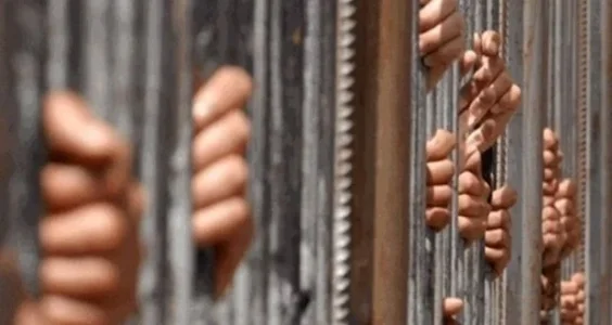 Prisons.jpg