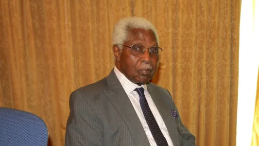 Alex-Ekwueme-1062x598.jpg Alex-Ekwueme-1062x598.jpg