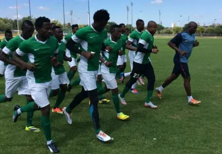 nigeria-super-eagles-in-pretoria-camp-ahead-of-chan_1.jpg nigeria-super-eagles-in-pretoria-camp-ahead-of-chan_1.jpg