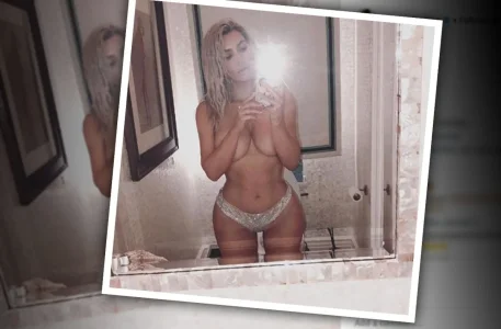 kim-kardashian-poses-topless-pp.jpg kim-kardashian-poses-topless-pp.jpg