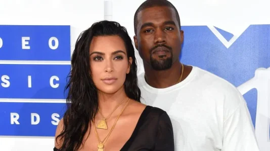 1280t_kim_kardashian_kanye_west-597560444.jpg 1280t_kim_kardashian_kanye_west-597560444.jpg
