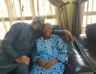 adesina.jpg adesina.jpg