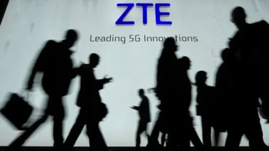 zte.jpg zte.jpg