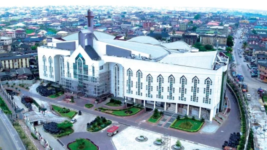 Deeperlife 30,000 capacity building - guardian newspapaer.jpg Deeperlife 30,000 capacity building - guardian newspapaer.jpg
