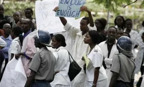 nurse on strike - allafricanews - zimbabwe.png nurse on strike - allafricanews - zimbabwe.png