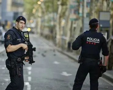 policia.JPG policia.JPG