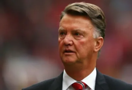 former-manchester-united-coach-van-gaal-seriously-linked-to-arsenal.jpg former-manchester-united-coach-van-gaal-seriously-linked-to-arsenal.jpg