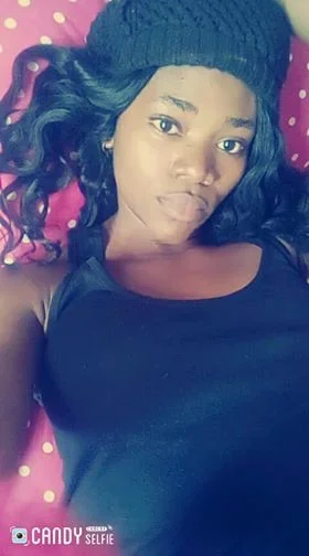 nigeria lady.jpg nigeria lady.jpg