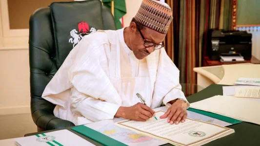 BUHARI in office.jpg BUHARI in office.jpg
