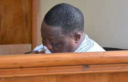 dariye weeps.JPG dariye weeps.JPG