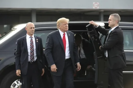 trump.jpeg trump.jpeg