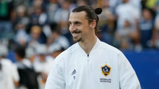 Yahoo-News-Zlatan Ibrahimovic.jpg