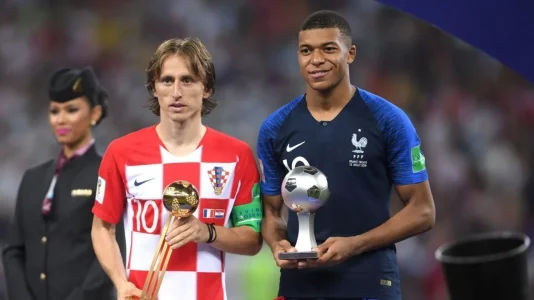 The-Guardian-Newspaper-Mbappe-and-Modric.jpg