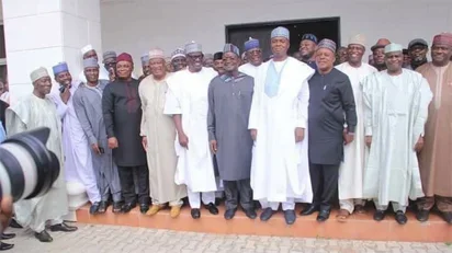 Vanguard-Newspaper-Saraki-pdp.png Vanguard-Newspaper-Saraki-pdp.png