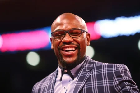 Punch-Newspaper-Floyd Mayweather.jpg Punch-Newspaper-Floyd Mayweather.jpg