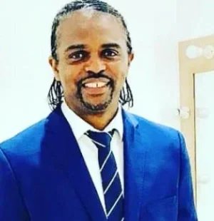 kanu.JPG