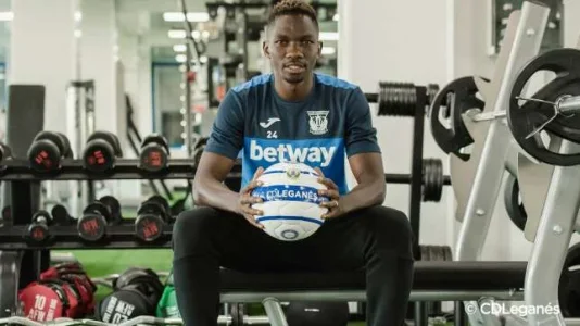 Kenneth-Omeruo.jpg