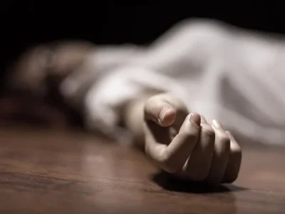 dead-hand.jpg dead-hand.jpg