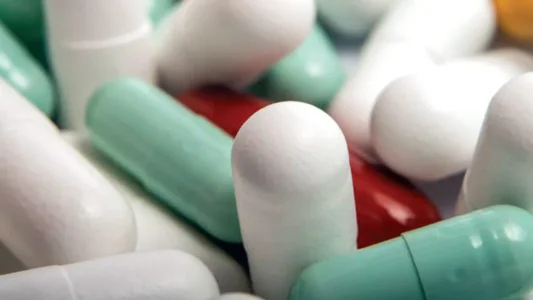 Antibiotics.jpg Antibiotics.jpg
