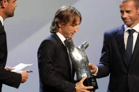 lukamodric.jpg lukamodric.jpg