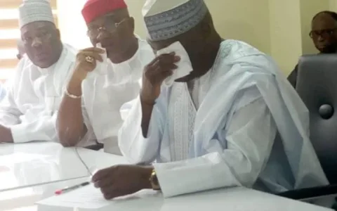 atiku crying.JPG atiku crying.JPG