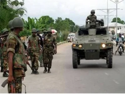 army-zaria.jpg army-zaria.jpg
