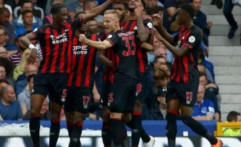 huddersfield.JPG huddersfield.JPG