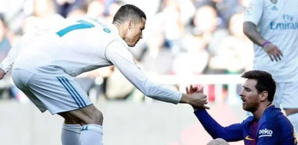 messi ronaldo.JPG messi ronaldo.JPG