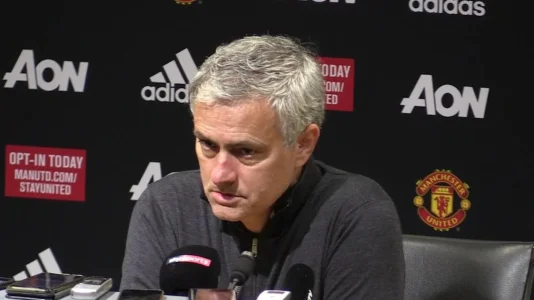 Mourinho.jpg Mourinho.jpg