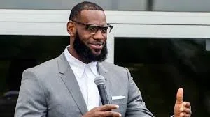LeBron James.jpg LeBron James.jpg