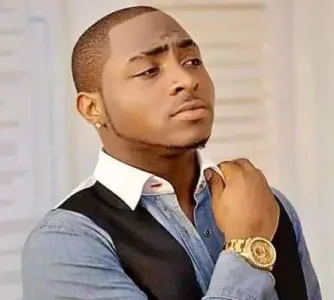 davido.JPG davido.JPG