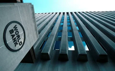 World-Bank.jpg World-Bank.jpg