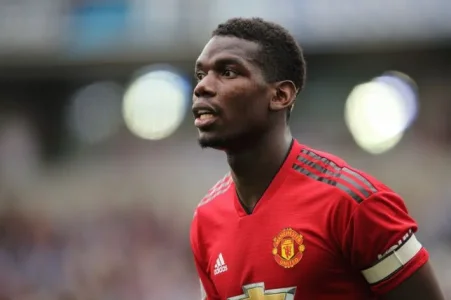 Paul-Pogbaa.jpg Paul-Pogbaa.jpg