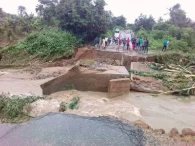 Ondo Bridge.jpg Ondo Bridge.jpg