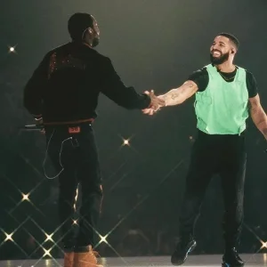Meek Mill & DrakeBellaNaija-.jpg Meek Mill & DrakeBellaNaija-.jpg