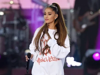 ariana-grande.jpg ariana-grande.jpg