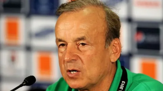 Gernot-Rohr.PNG Gernot-Rohr.PNG