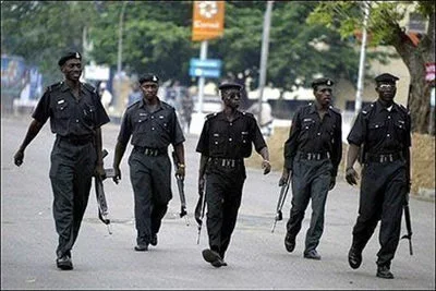 Nigeria-policemen.jpg Nigeria-policemen.jpg
