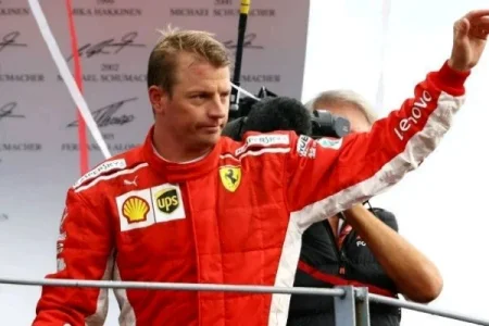 Kimi Raikkonen.jpg Kimi Raikkonen.jpg