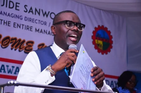 Jide-Sanwoolu.jpg Jide-Sanwoolu.jpg