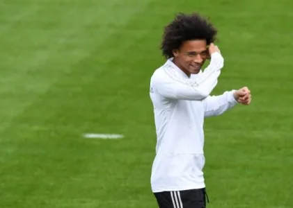 Leroy Sane.jpg Leroy Sane.jpg