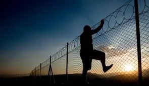 prison ecape.jpg prison ecape.jpg
