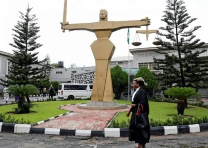 court.jpg court.jpg