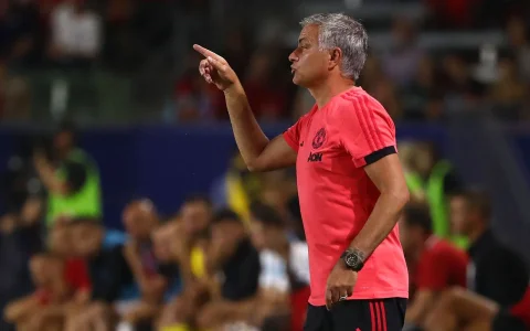Jose-Mourinho.jpg Jose-Mourinho.jpg