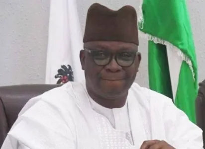 ayofayose.jpg ayofayose.jpg
